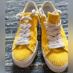 Converse x Mademe Corduroy platform sneaker 6.5